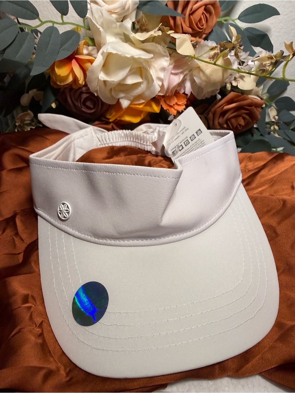 GAIAM White Women's Sport Visor with Logo Accent
